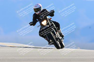 media/Jan-08-2022-SoCal Trackdays (Sat) [[1ec2777125]]/Turn 9 (125pm)/